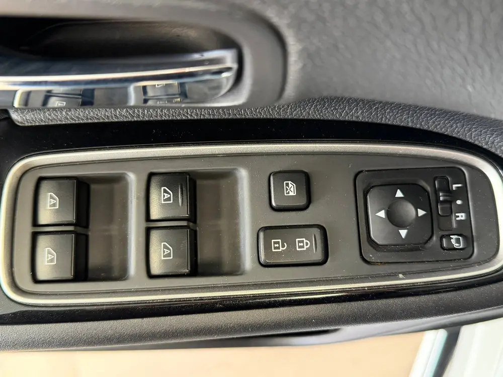 Mitsubishi Outlander 2.4 PHEV AUT. PLUG-IN CAMERA NAVIGATIE uit 2020, foto 16