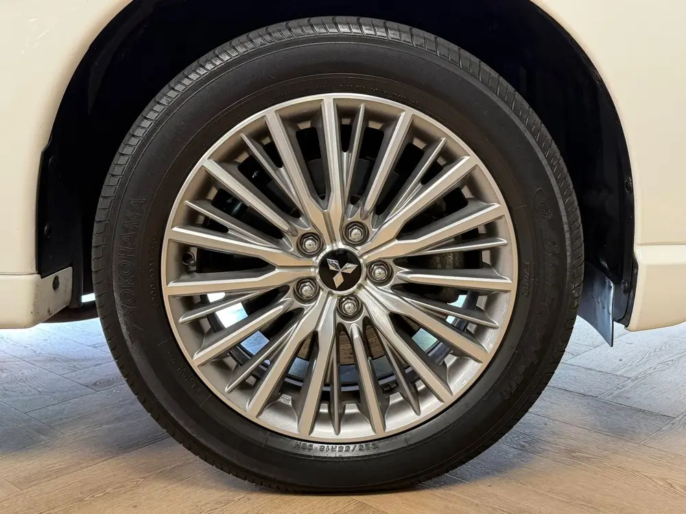 Mitsubishi Outlander 2.4 PHEV AUT. PLUG-IN CAMERA NAVIGATIE uit 2020, foto 7