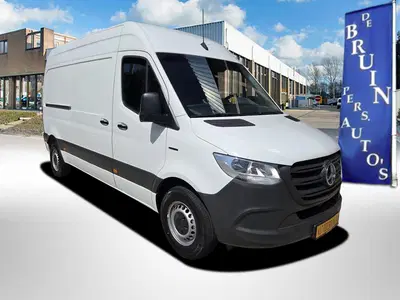 Mercedes-Benz Sprinter eSprinter L2H2 55 kWh Airco Achterui uit 2024