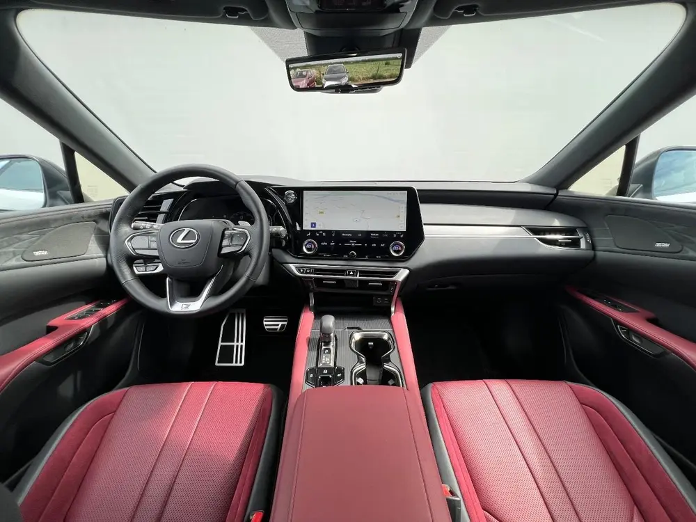 Lexus RX 500h uit 2024, foto 5