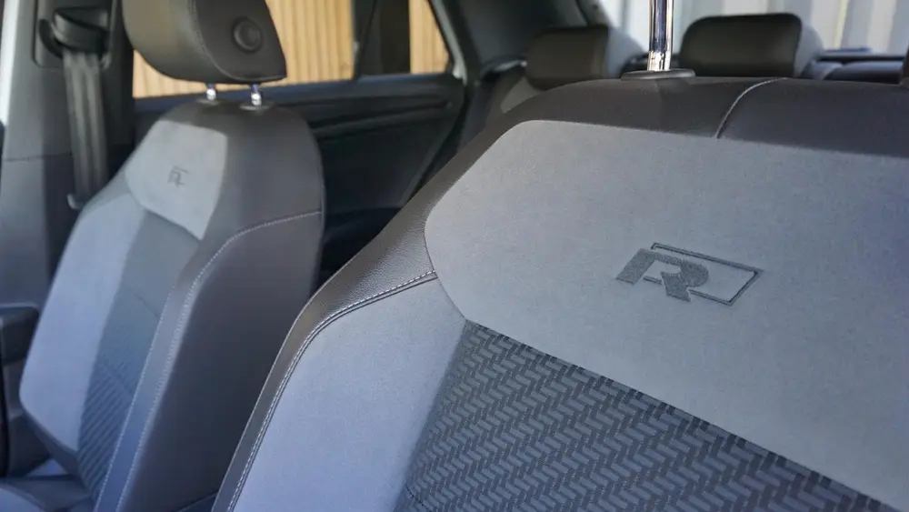 Volkswagen T-Roc 1.5 TSI 150PK DSG 2x R-Line Virtual Cockpit uit 2019, foto 20