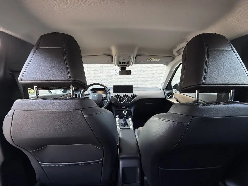 DS Automobiles 3 Crossback DS DS 3 Crossback 1.2 PT Perform. Line (bj 2020) uit 2020, foto 17