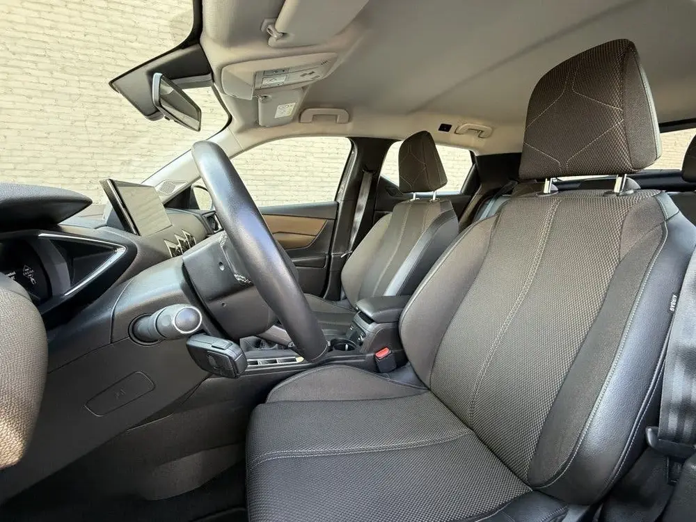 DS Automobiles 3 Crossback DS DS 3 Crossback 1.2 PT Perform. Line (bj 2020) uit 2020, foto 5