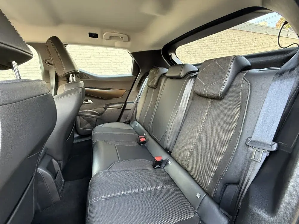 DS Automobiles 3 Crossback DS DS 3 Crossback 1.2 PT Perform. Line (bj 2020) uit 2020, foto 6