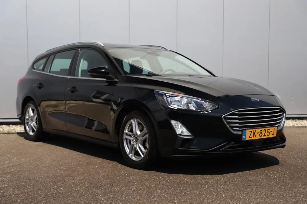 Ford Focus Wagon 1.0 EcoBoost Trend Edition Business Trekhaa uit 2019, foto 3