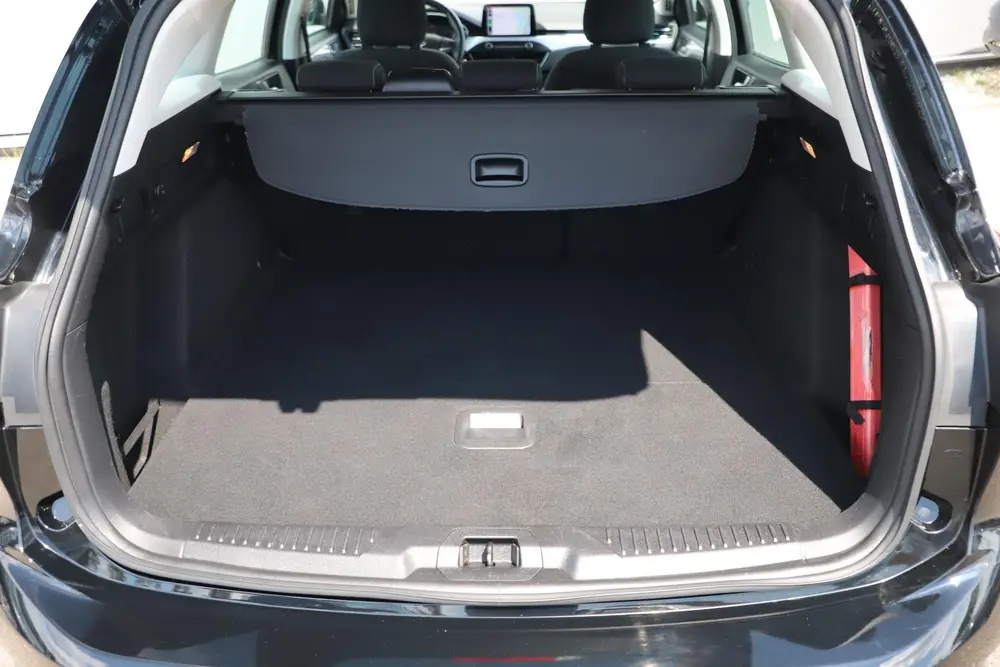 Ford Focus Wagon 1.0 EcoBoost Trend Edition Business Trekhaa uit 2019, foto 9