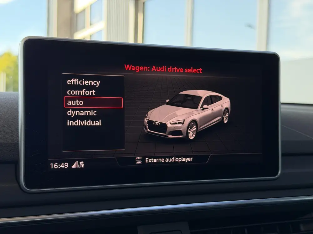Audi A5 40 TFSI Sport S-line Edition 190pk uit 2019, foto 17