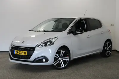 Peugeot 208 1.2 PureTech GT-Line (bj 2019) uit 2019