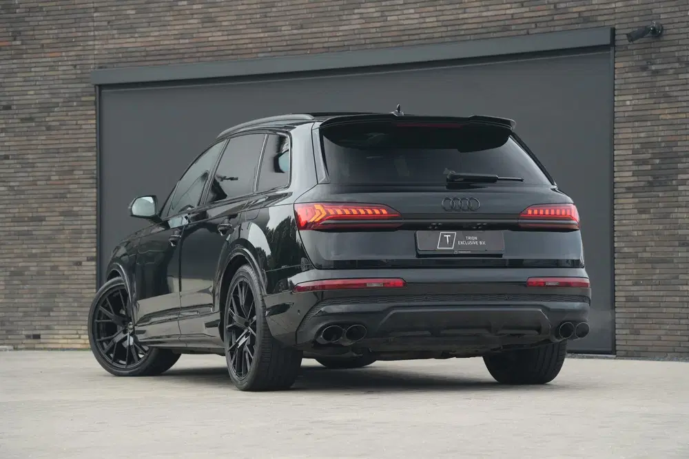 Audi Q7 55 TFSI e quattro Pro Line S uit 2021, foto 2