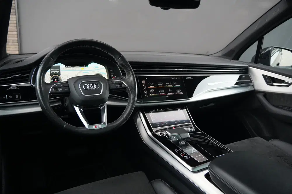 Audi Q7 55 TFSI e quattro Pro Line S uit 2021, foto 6