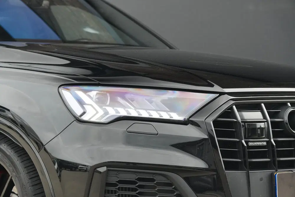 Audi Q7 55 TFSI e quattro Pro Line S uit 2021, foto 9