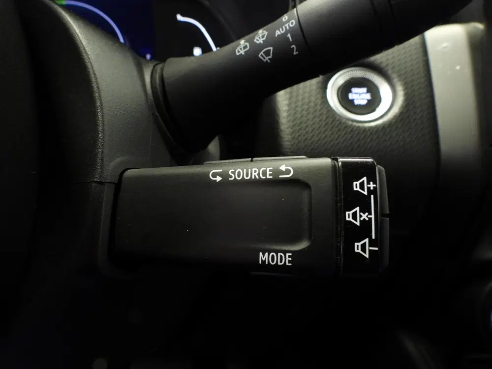 Renault Clio 1.6 E-Tech Hybrid 140 Intens NAVI uit 2022, foto 17