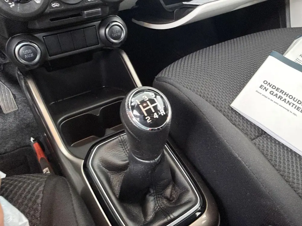 Suzuki Ignis 1.2 Select uit 2019, foto 16