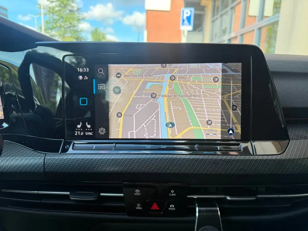 Volkswagen Golf Variant 1.5 eTSI 150pk DSG R-Line Kuipstoele uit 2021, foto 13