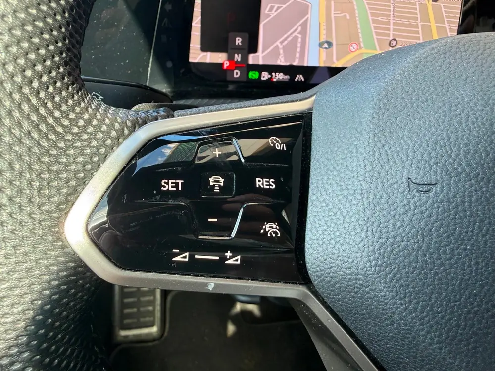 Volkswagen Golf Variant 1.5 eTSI 150pk DSG R-Line Kuipstoele uit 2021, foto 16
