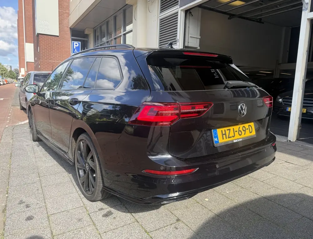 Volkswagen Golf Variant 1.5 eTSI 150pk DSG R-Line Kuipstoele uit 2021, foto 3