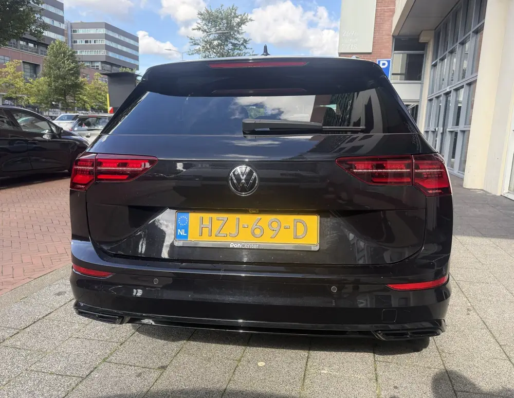 Volkswagen Golf Variant 1.5 eTSI 150pk DSG R-Line Kuipstoele uit 2021, foto 4