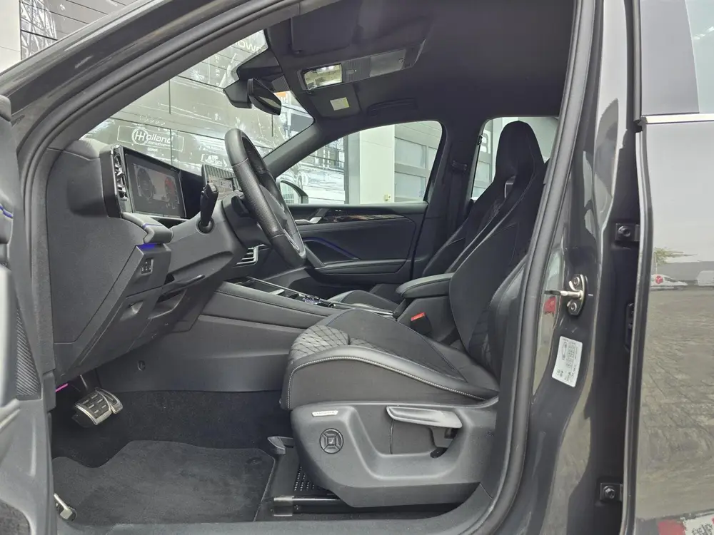 Volkswagen Tiguan 1.5 eTSI R-Line Edition|360cam|ACC|Massage uit 2024, foto 20