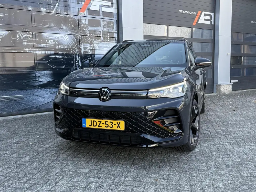 Volkswagen Tiguan 1.5 eTSI R-Line Edition|360cam|ACC|Massage uit 2024, foto 7