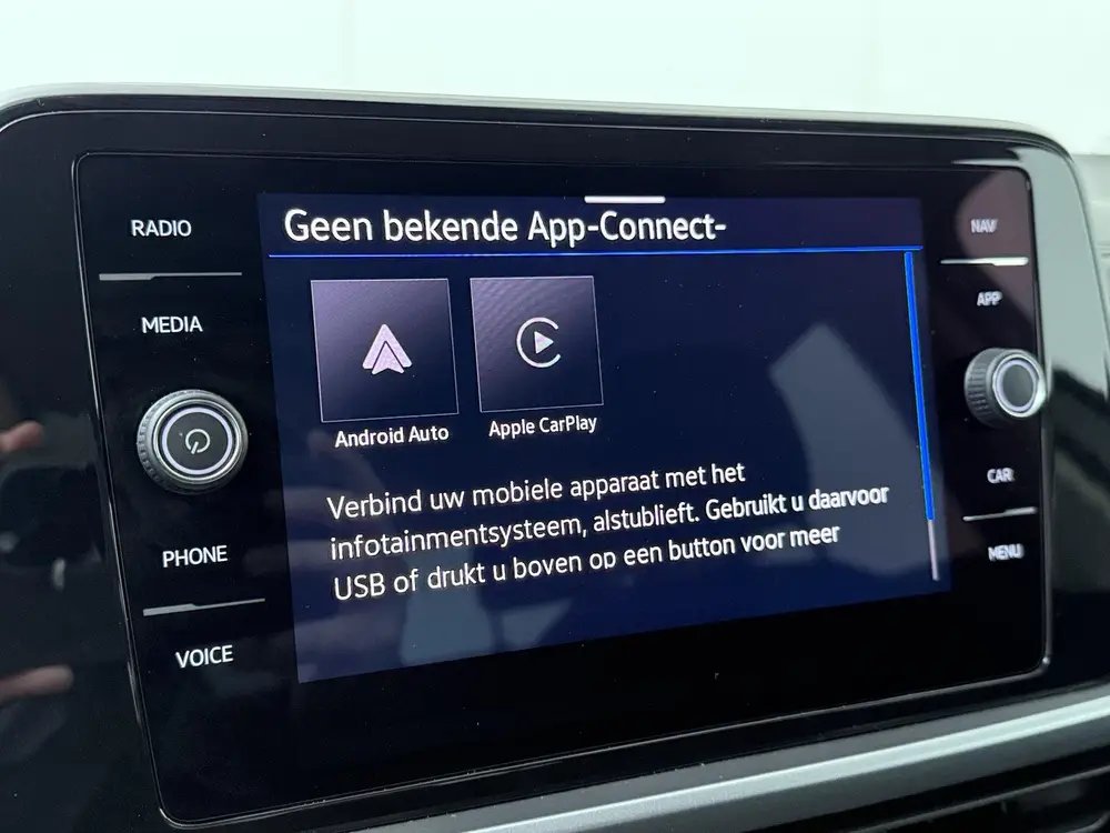 Volkswagen T-Roc 1.0 TSI Life Edition | 116 PK | Adaptive Cr uit 2024, foto 20