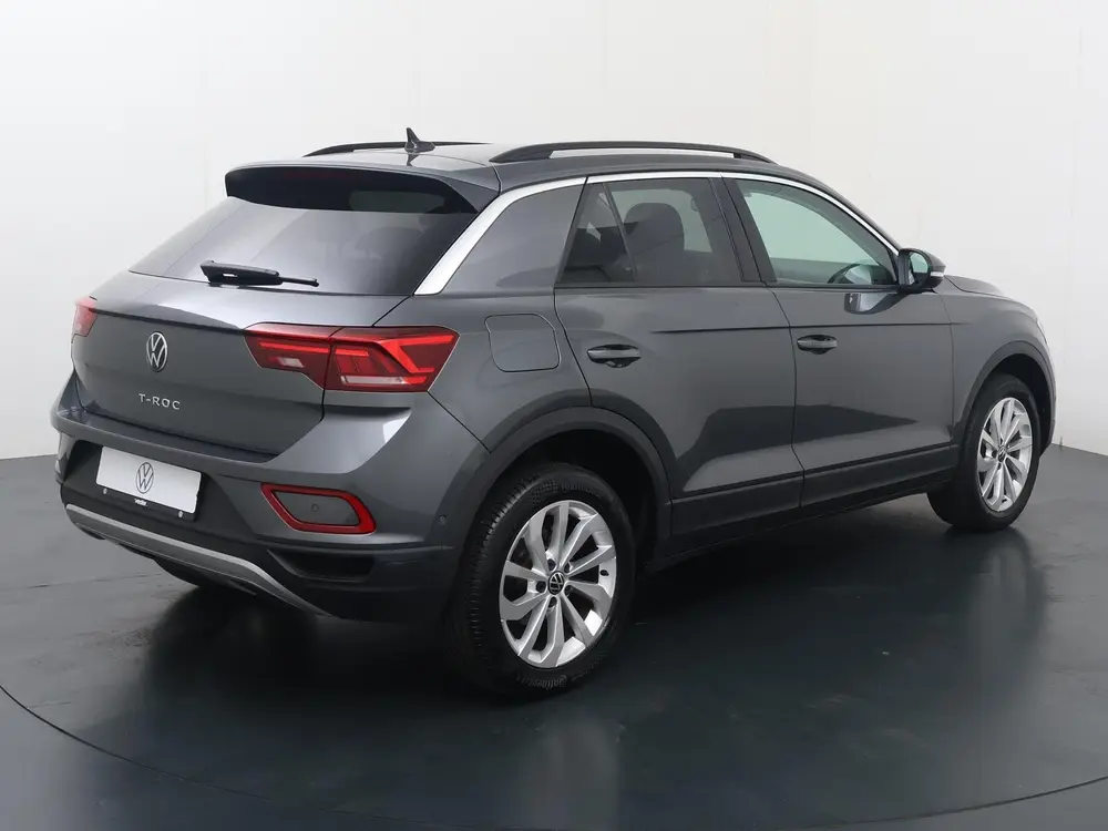 Volkswagen T-Roc 1.0 TSI Life Edition | 116 PK | Adaptive Cr uit 2024, foto 5