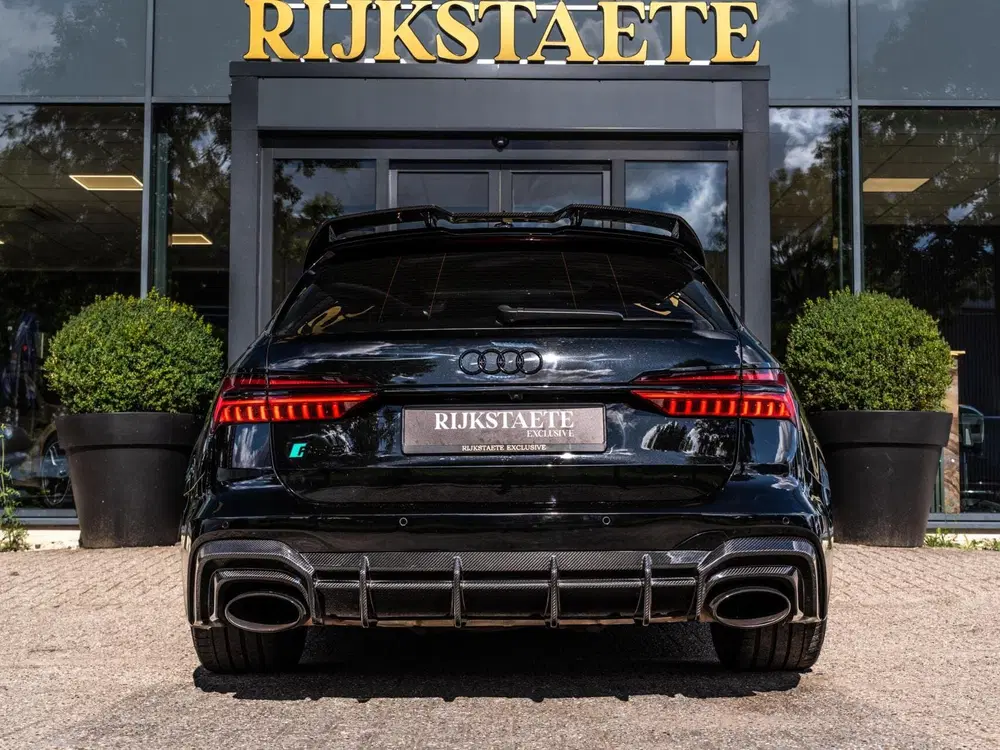 Audi RS6 4.0 TFSI Quattro uit 2022, foto 8