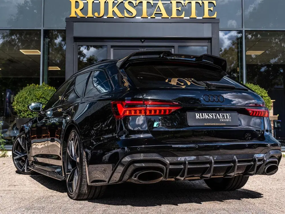 Audi RS6 4.0 TFSI Quattro uit 2022, foto 9