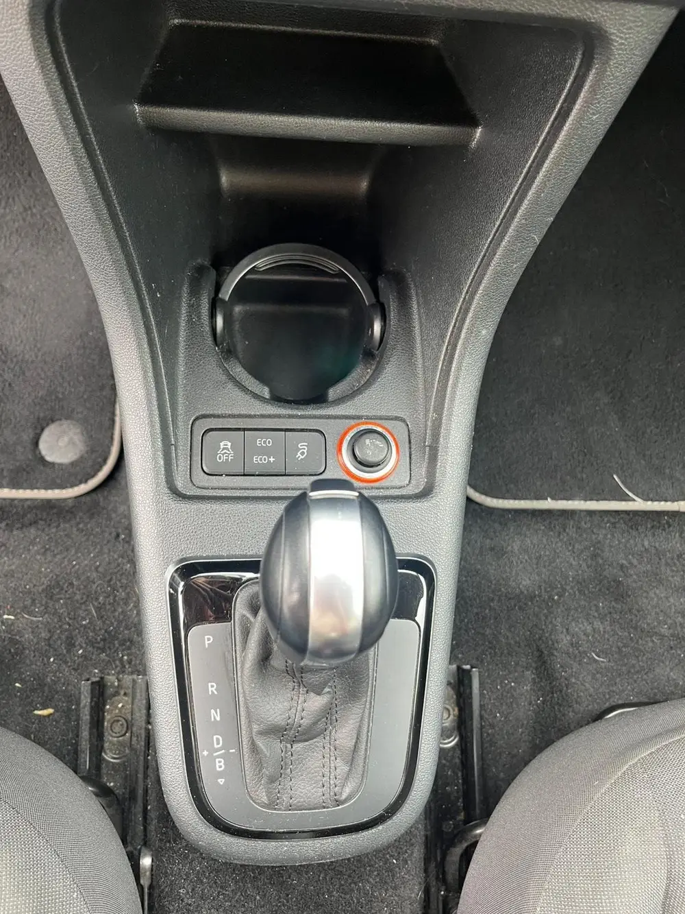 Volkswagen Up! E up! Elektromotor 82pk 5D 2019 Wit uit 2019, foto 19