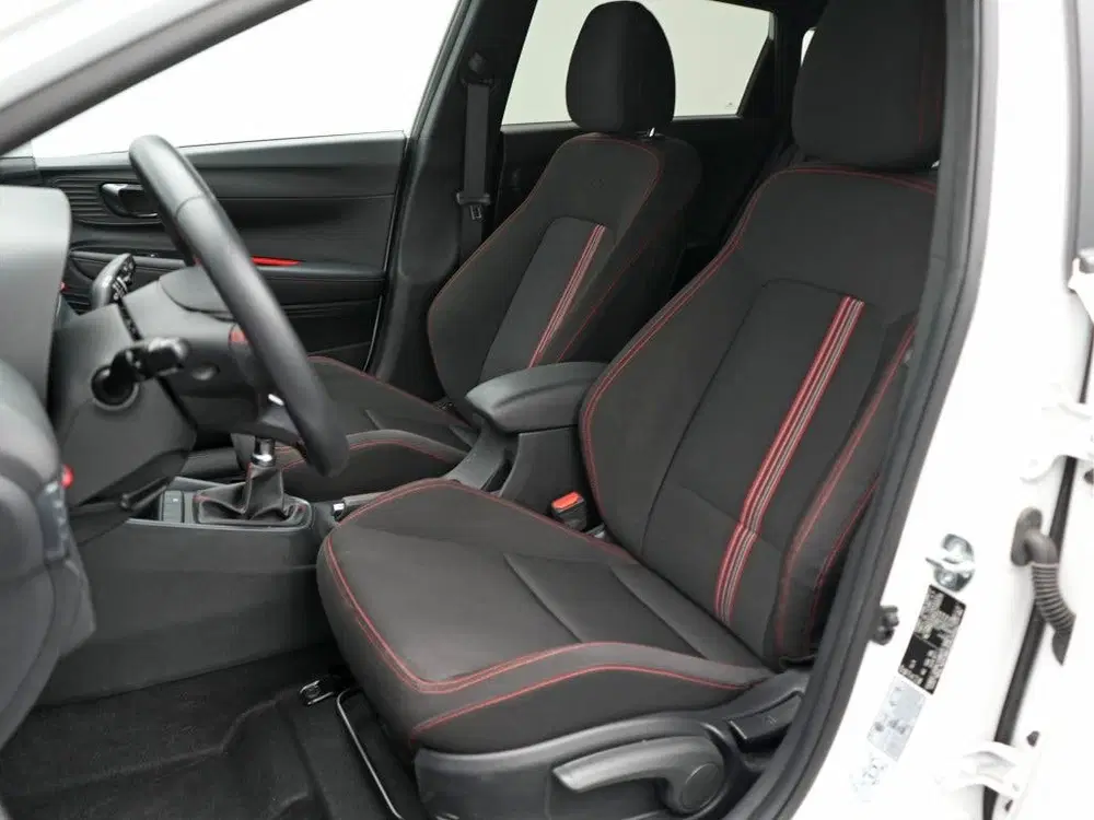 Hyundai i20 1.2 N Line uit 2025, foto 13