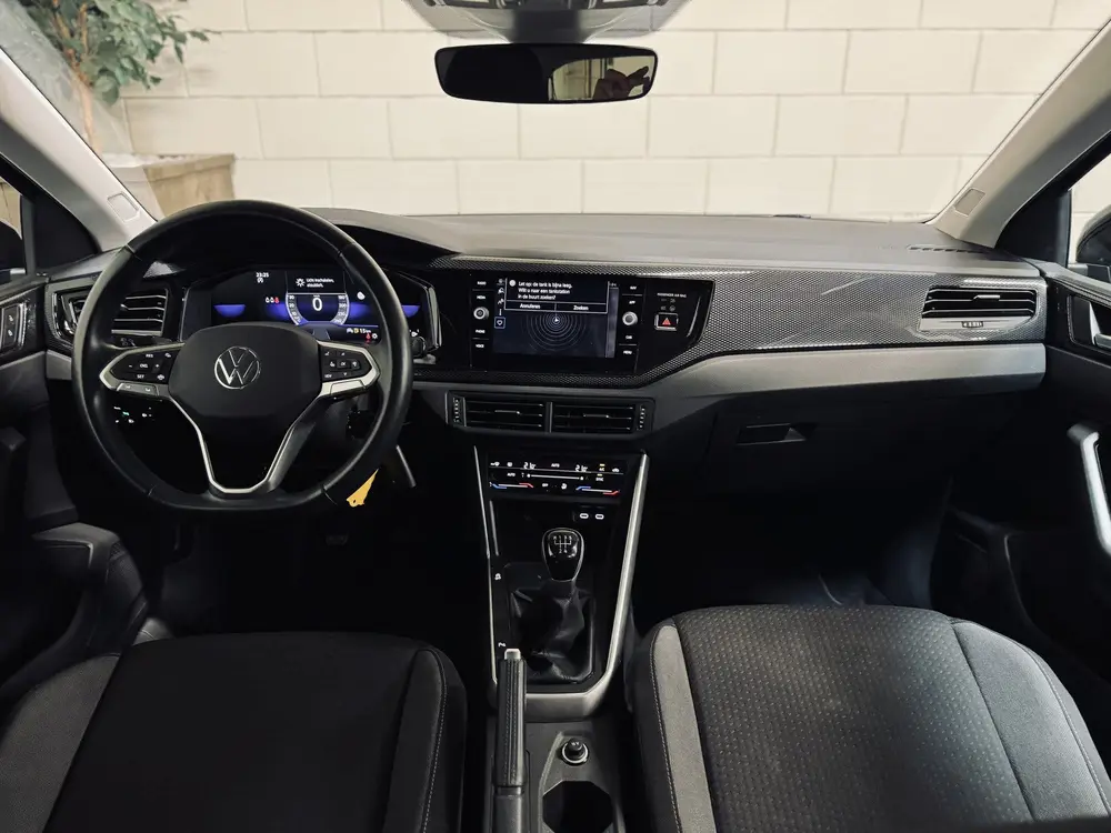 Volkswagen Polo 1.0 TSI Life | Camera | CarPlay | Navi uit 2024, foto 3