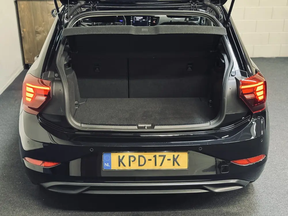 Volkswagen Polo 1.0 TSI Life | Camera | CarPlay | Navi uit 2024, foto 6