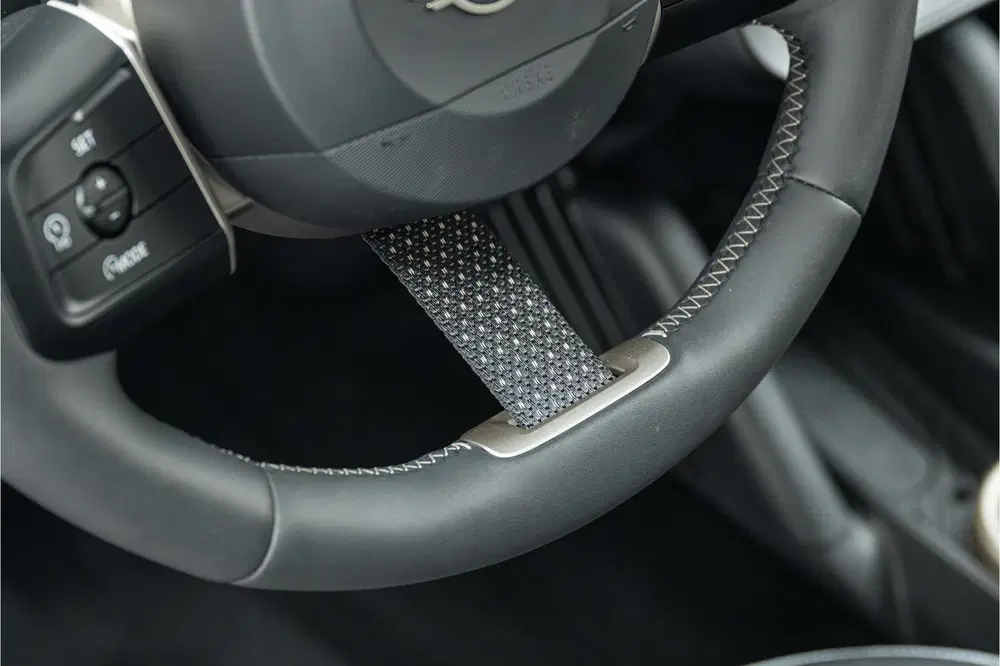 Mini Hatchback Cooper E uit 2024, foto 18