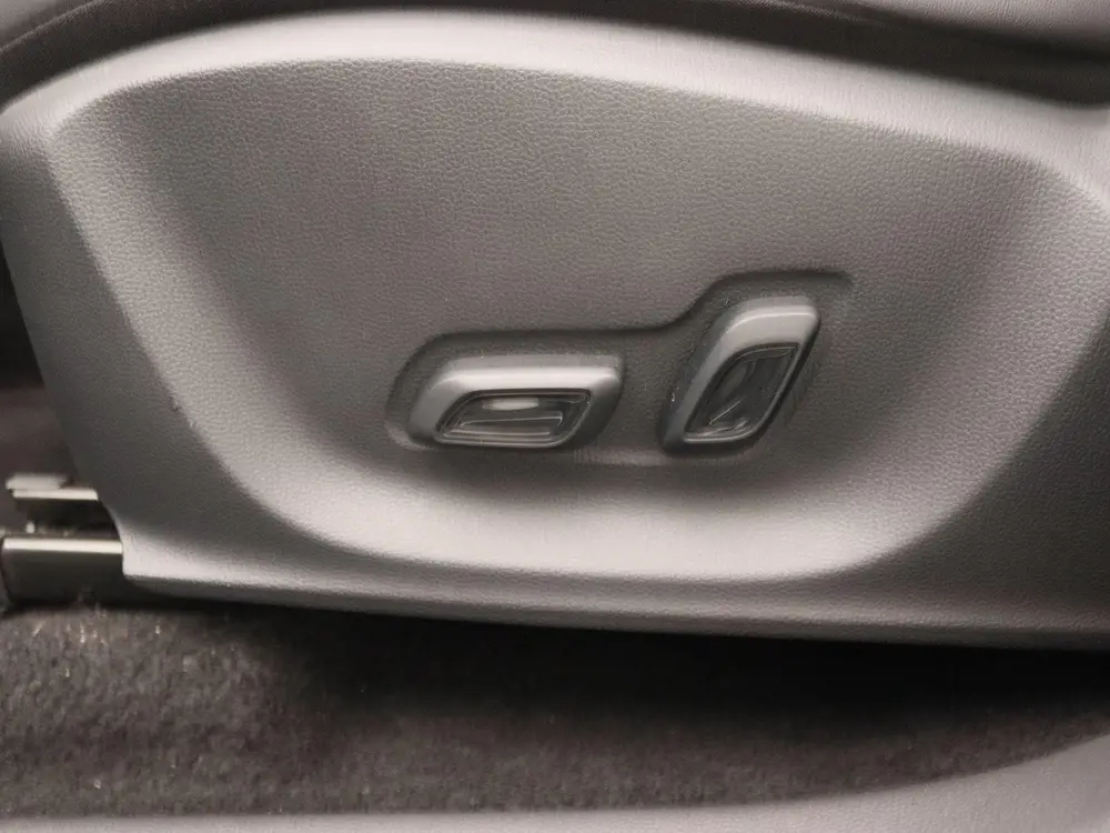 MG ZS Long Range Luxury 70 kWh uit 2023, foto 12