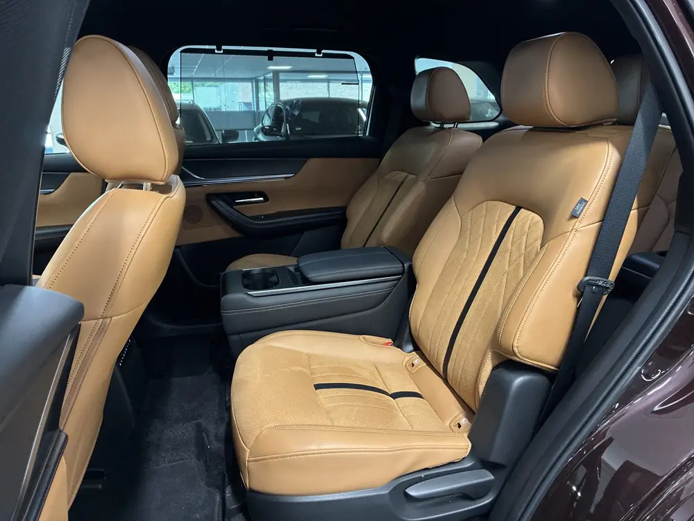 Mazda CX-80 2.5 e-SkyActiv PHEV Homura Business Editio uit 2026, foto 12