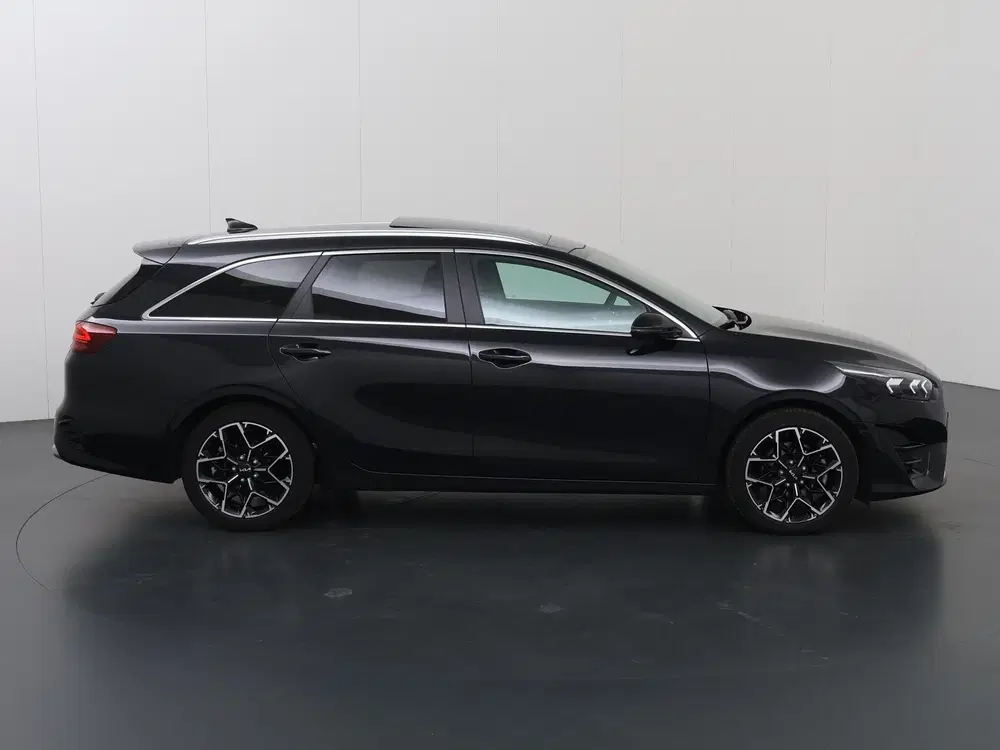 Kia Ceed 1.5 T-GDi GT-Line uit 2025, foto 6