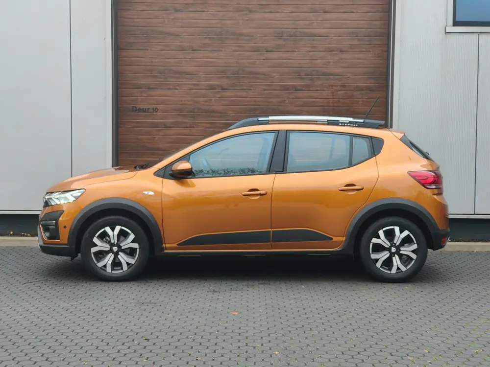 Dacia Sandero 1.0 TCe Bi-Fuel Stepway Serie Limitee 15th Ann uit 2020, foto 13