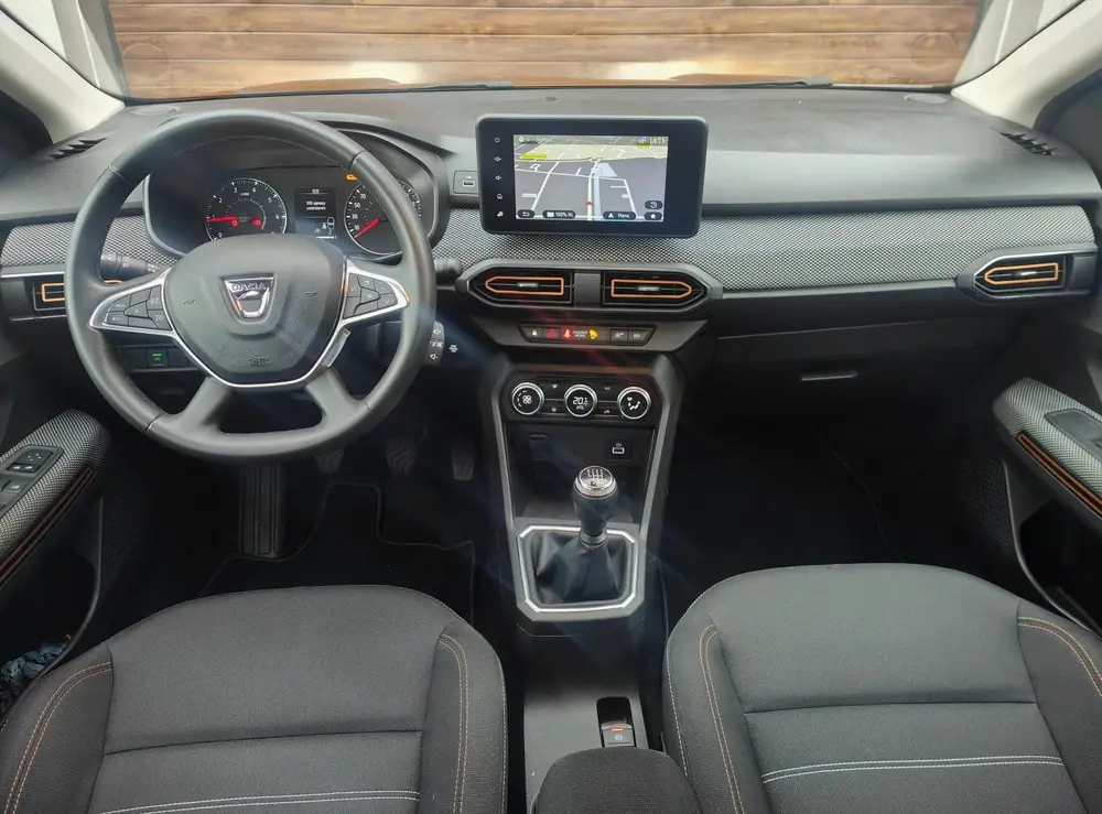 Dacia Sandero 1.0 TCe Bi-Fuel Stepway Serie Limitee 15th Ann uit 2020, foto 2