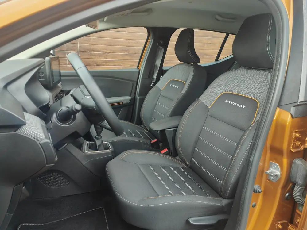Dacia Sandero 1.0 TCe Bi-Fuel Stepway Serie Limitee 15th Ann uit 2020, foto 6