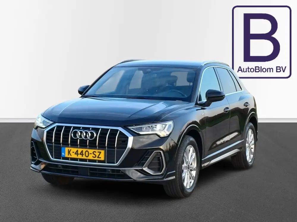 Audi Q3 35 TFSI S edition uit 2021, foto 3