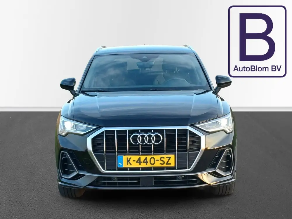 Audi Q3 35 TFSI S edition uit 2021, foto 4