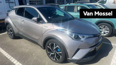 Toyota C-Hr 1.8 Hybrid Style | Navigatie | Climate Control | uit 2019