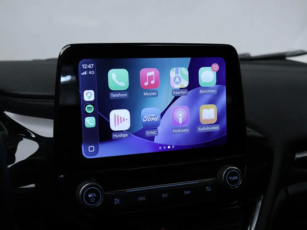 Ford Fiesta 1.1 Trend Sport (APPLE CARPLAY,NAVI,PDC,CLIMATE uit 2019, foto 2