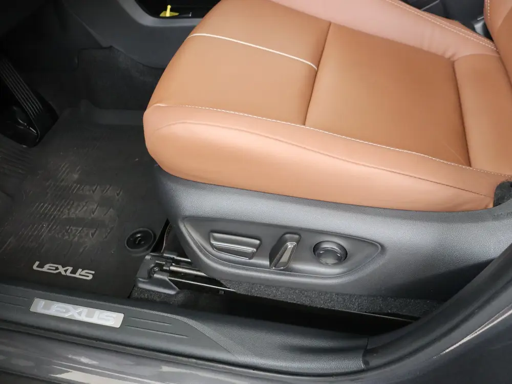 Lexus LBX Relax + Advanced Pack uit 2024, foto 16