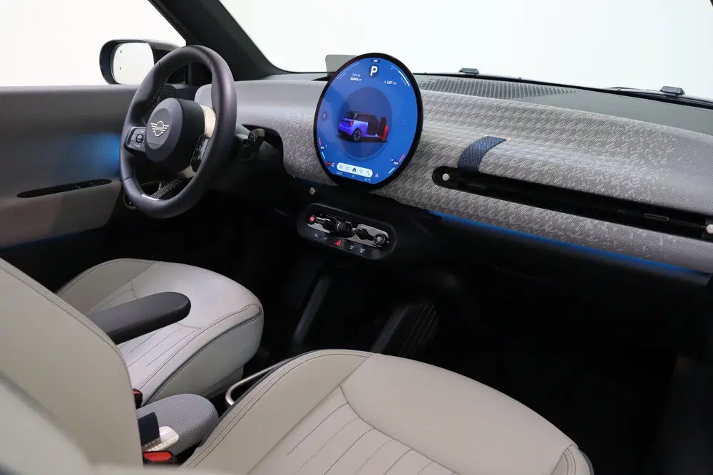 Mini Hatchback Cooper E uit 2024, foto 12