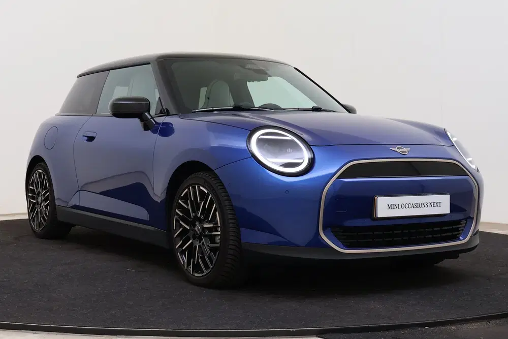 Mini Hatchback Cooper E uit 2024, foto 13