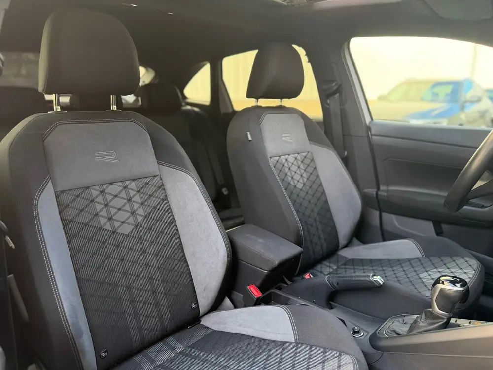 Volkswagen Taigo 1.5 TSI R-Line Panorama Virtual Dodehoek Ca uit 2023, foto 17
