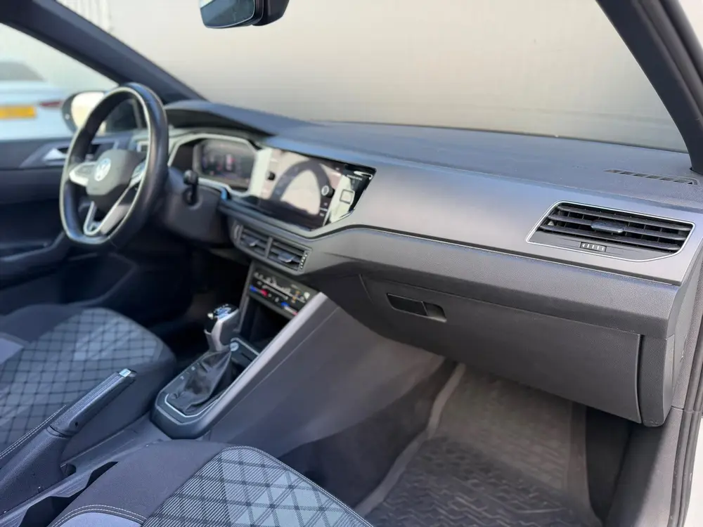 Volkswagen Taigo 1.5 TSI R-Line Panorama Virtual Dodehoek Ca uit 2023, foto 18