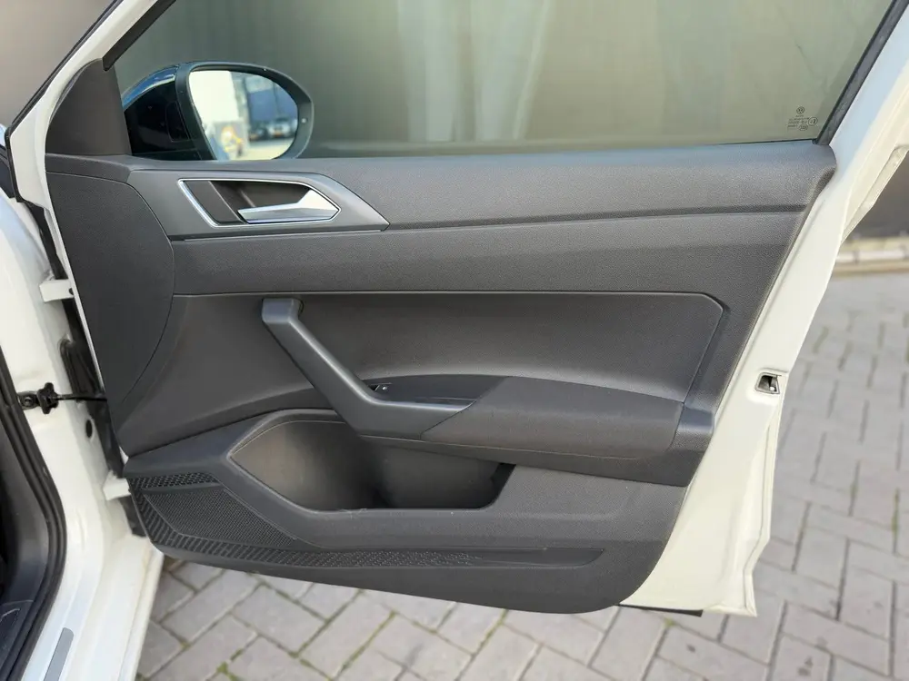 Volkswagen Taigo 1.5 TSI R-Line Panorama Virtual Dodehoek Ca uit 2023, foto 20