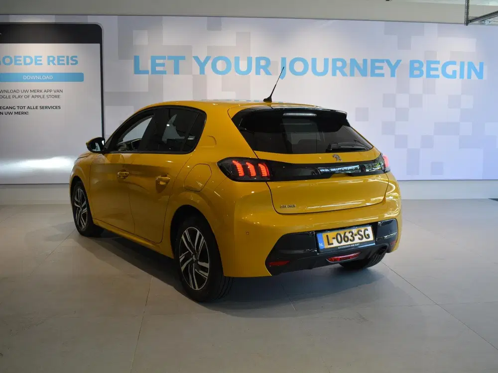 Peugeot 208 1.2 PureTech Allure Pack uit 2021, foto 3
