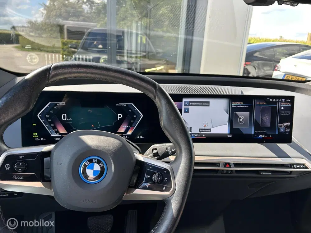 BMW iX xDrive40 High Executive Pano Harman uit 2021, foto 12